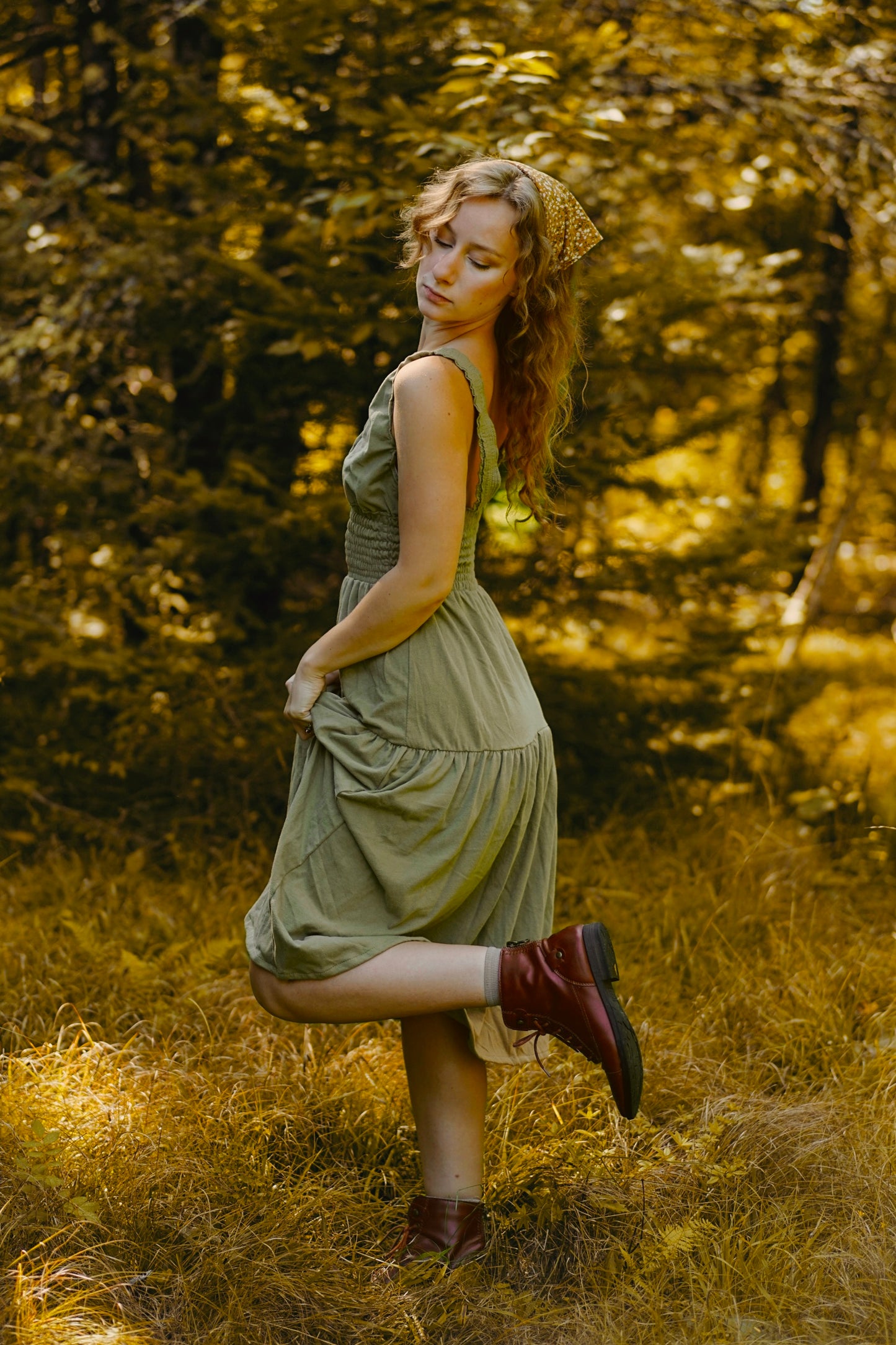 Elastic Low Cut Dress (S-M)