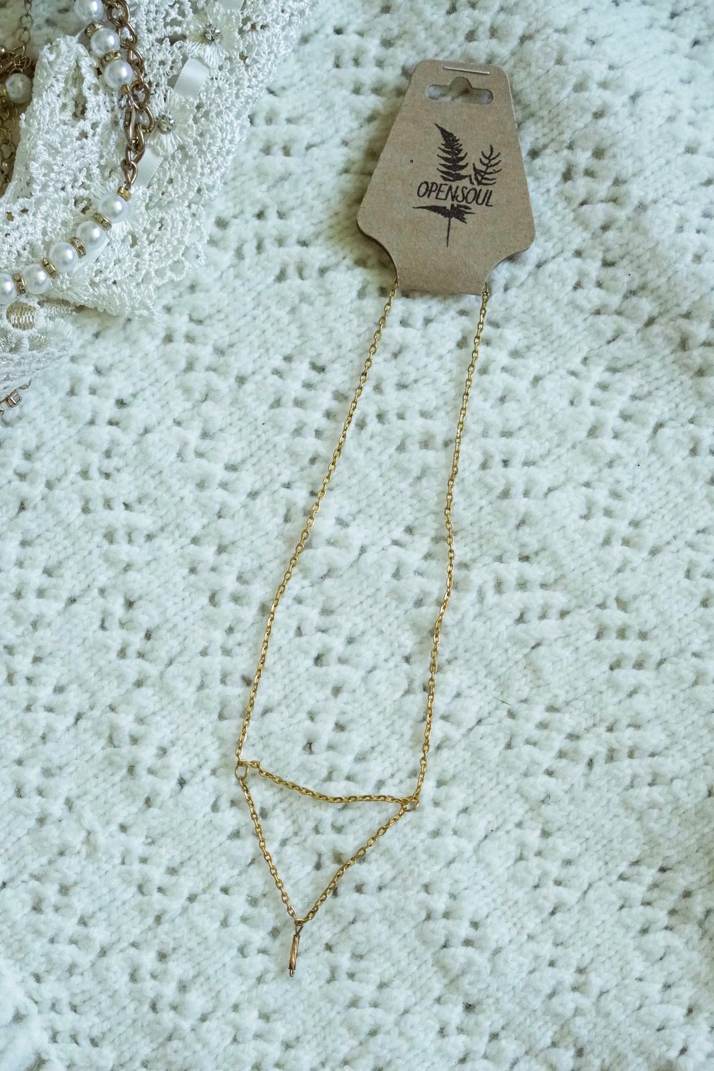 Simple Triangle Necklace