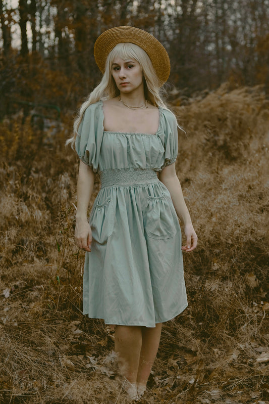 Simple Field Dress (S-M)