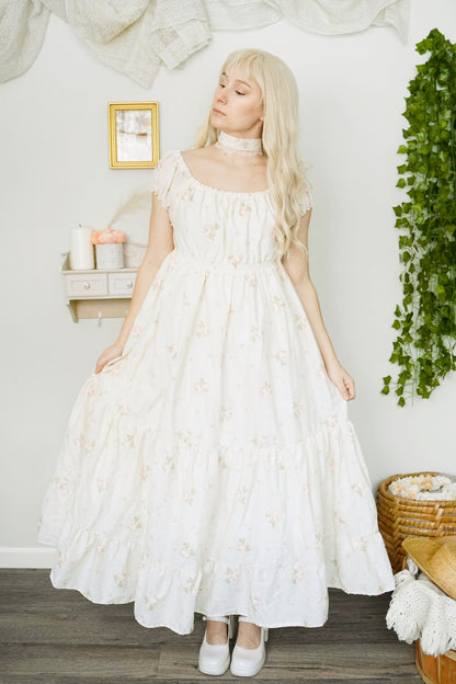 High Waist Creamy Floral Dress (S-M)