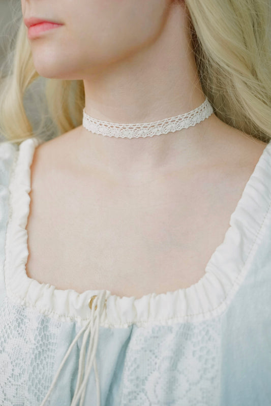 Cotton Lace Choker