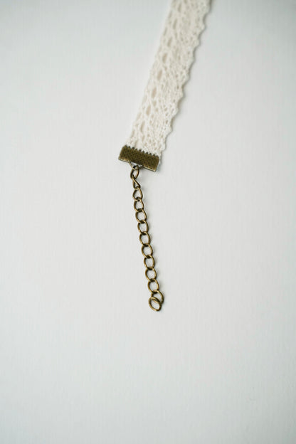 Cotton Lace Choker