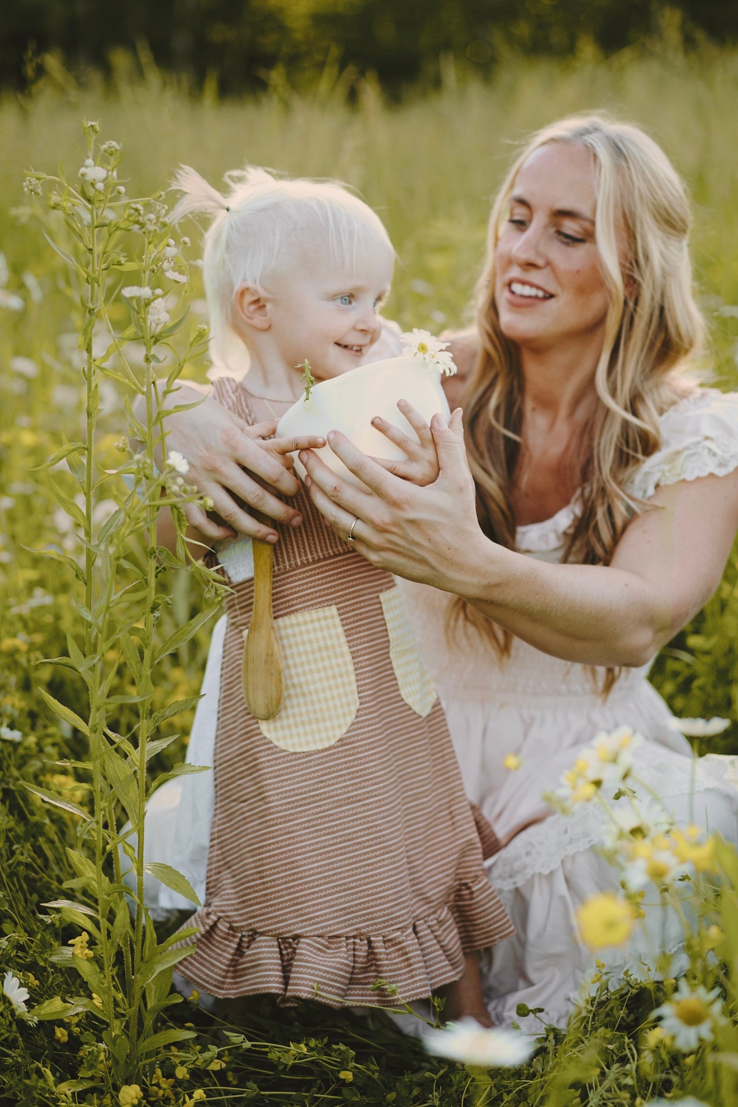 Mama's Little Helper Apron (Toddler)