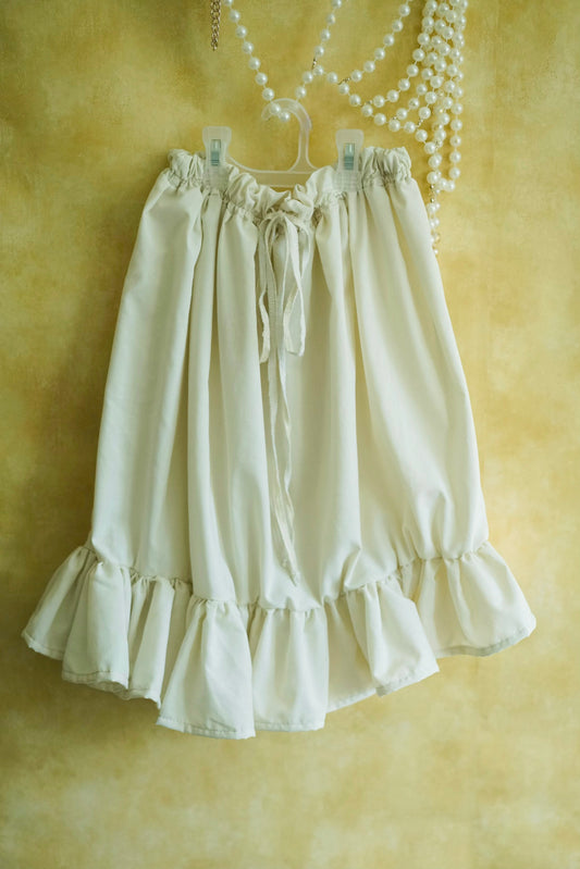 Wholesome Cream Skirt  (S-L)